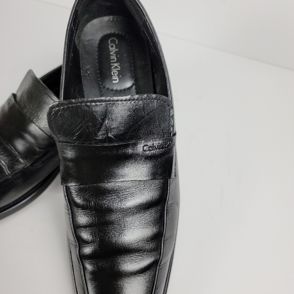 Calvin Klein slip on leather dress shoe - Picture 8 of 9